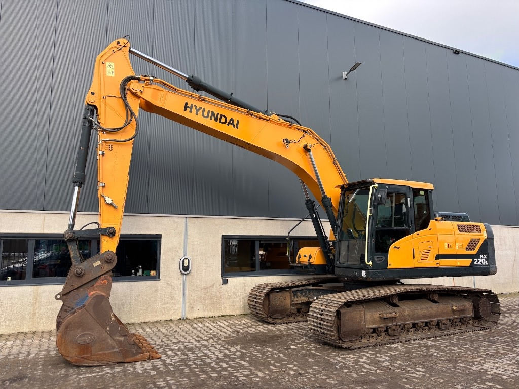 Hyundai HX 220 L - HX 220 - HX220L - Pelle sur chenille: photos 1 Hyundai HX 220 L - HX 220 - HX220L - Pelle sur chenille: photos 1