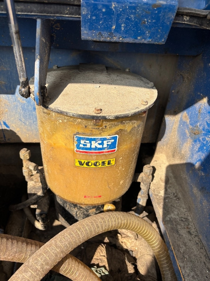 Pelle sur chenille Hyundai Robex 210 LC-7 A - 210: photos 26 Pelle sur chenille Hyundai Robex 210 LC-7 A - 210: photos 26