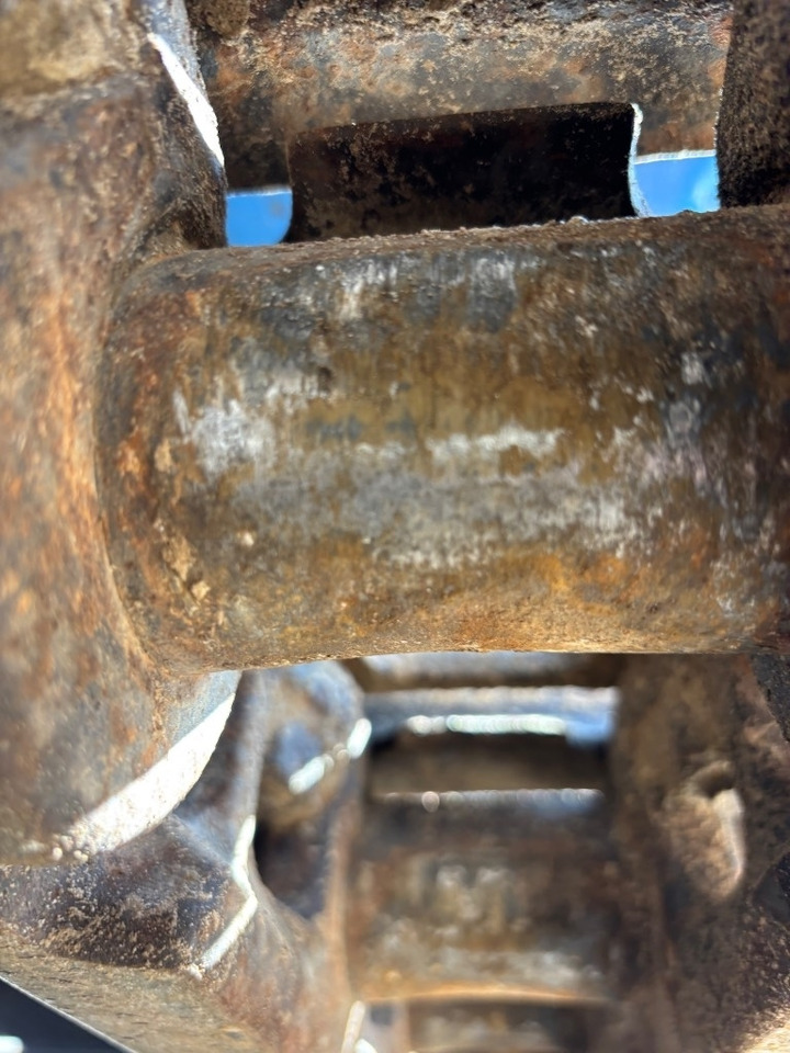 Pelle sur chenille Hyundai Robex 210 LC-7 A - 210: photos 34 Pelle sur chenille Hyundai Robex 210 LC-7 A - 210: photos 34