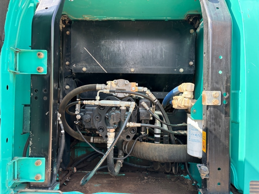 Pelle sur chenille Kobelco SK 210 LC-9 - SK210 - SK 210: photos 22