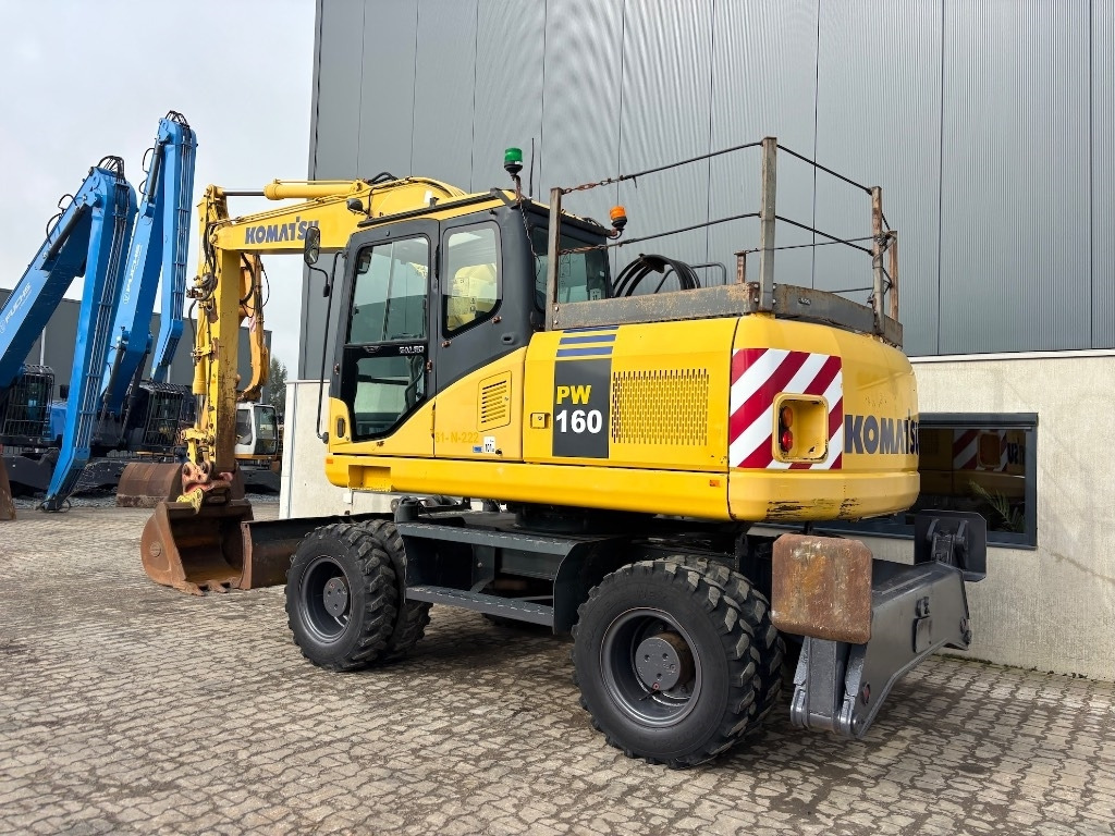 Komatsu PW 160-7 - PW160 - PW 160 - PW 180 - PW 140 - Pelle sur pneus: photos 4 Komatsu PW 160-7 - PW160 - PW 160 - PW 180 - PW 140 - Pelle sur pneus: photos 4