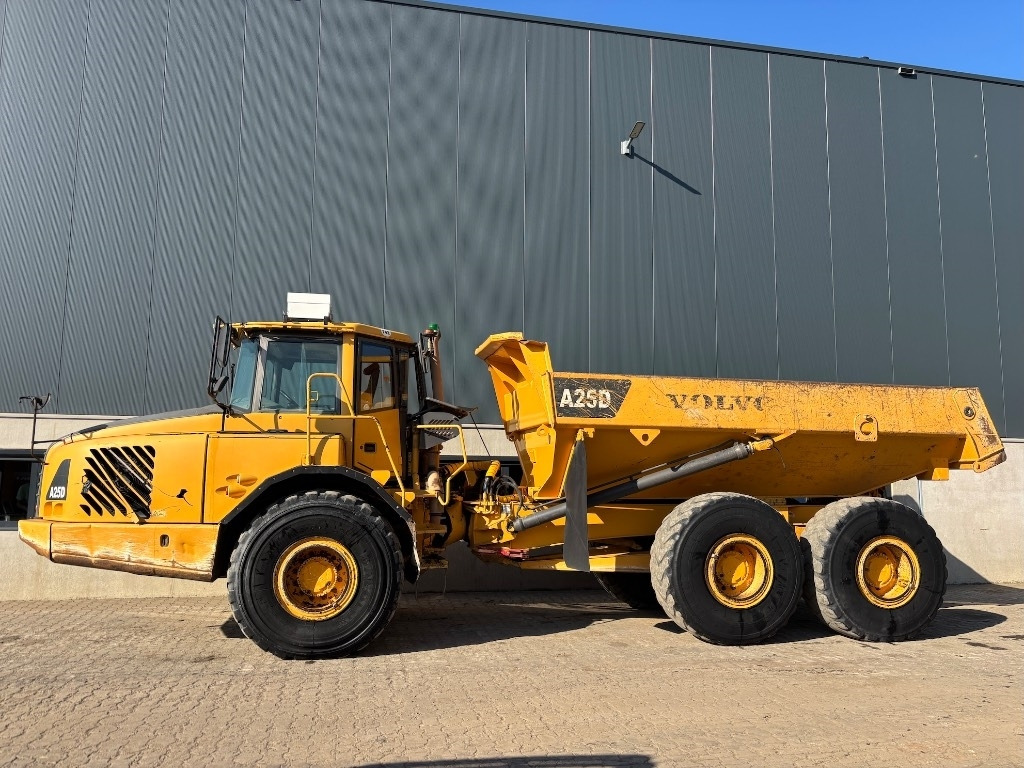 Volvo A 25 D - Tombereau articulé: photos 4 Volvo A 25 D - Tombereau articulé: photos 4