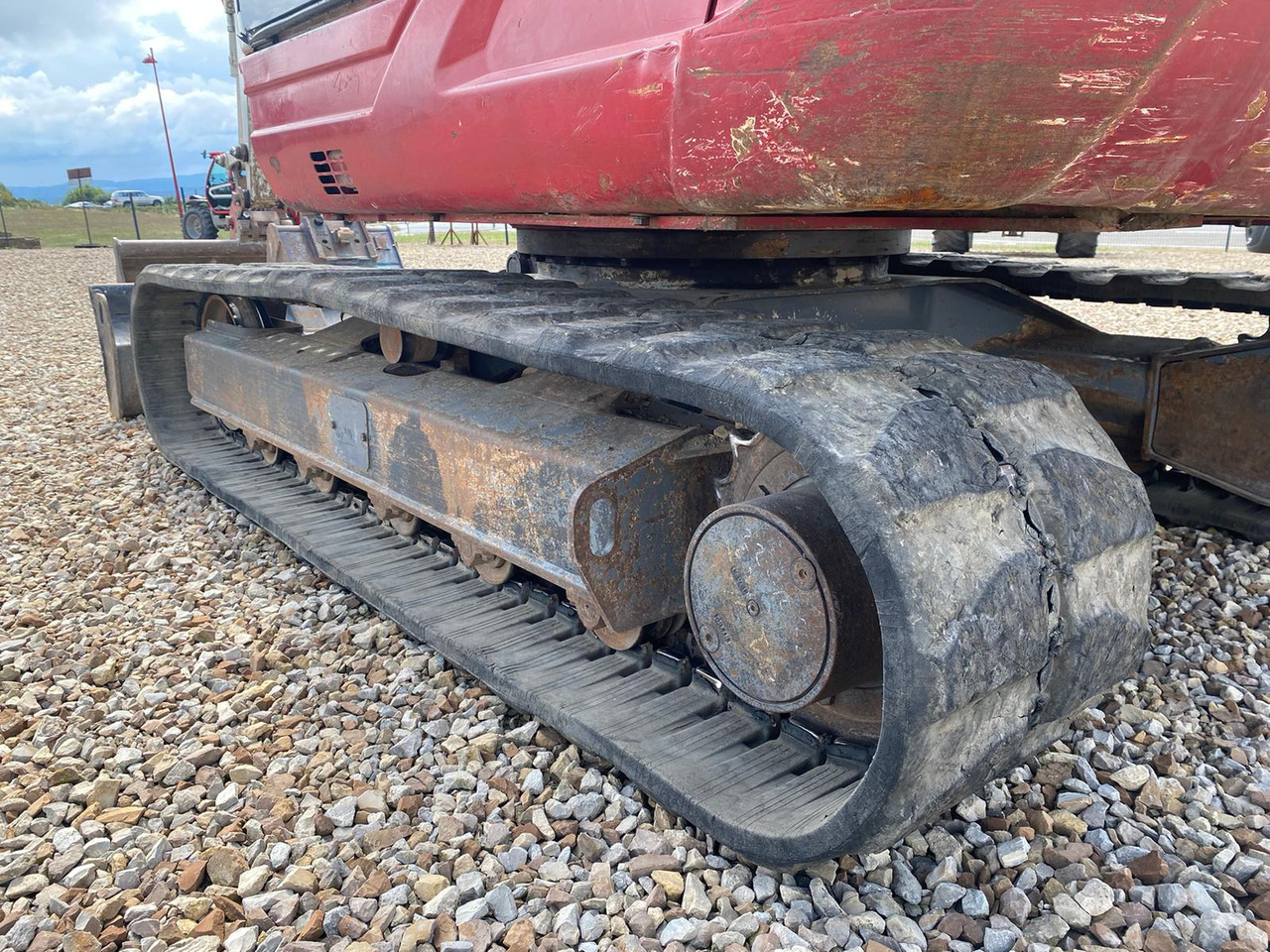 Pelle sur chenille TAKEUCHI TB 250: photos 25