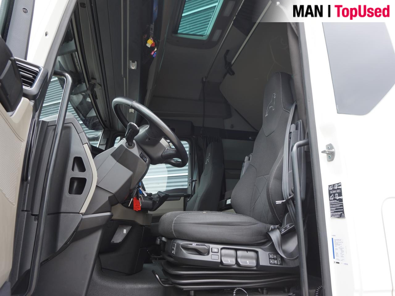 MAN TGX 18.510 4x2 BL SA / Retarder / 2 Tanks - Tracteur routier: photos 5 MAN TGX 18.510 4x2 BL SA / Retarder / 2 Tanks - Tracteur routier: photos 5