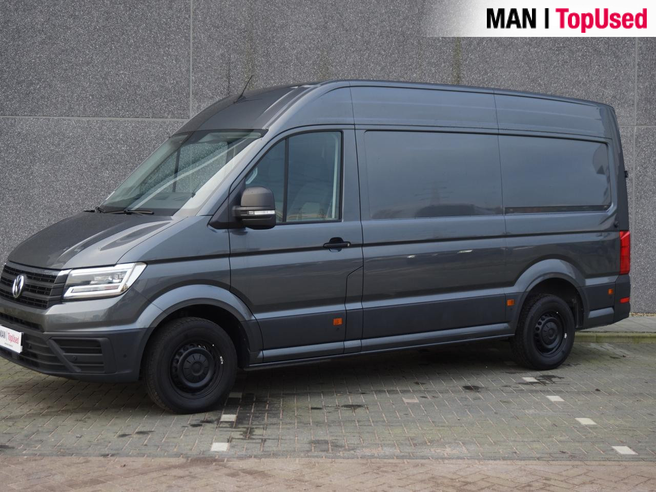 VOLKSWAGEN Crafter 35 2.0 TDI Indium Grey 177PK L3H3 - Fourgon utilitaire: photos 1 VOLKSWAGEN Crafter 35 2.0 TDI Indium Grey 177PK L3H3 - Fourgon utilitaire: photos 1
