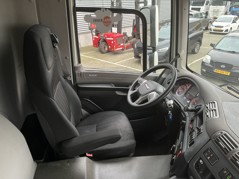 DAF CF 260 FA / 18 Ton / 350 dkm / Box 7.5 m / Laadklep / APK TUV 04-26 - Camion fourgon: photos 3 DAF CF 260 FA / 18 Ton / 350 dkm / Box 7.5 m / Laadklep / APK TUV 04-26 - Camion fourgon: photos 3
