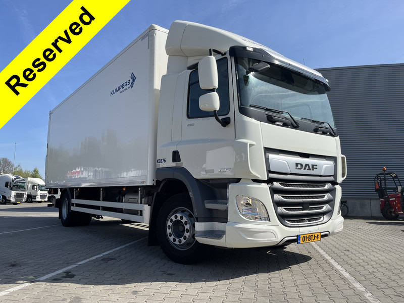 DAF CF 260 FA / 18 Ton / 93 dkm / Box / Laadklep / APK 09-25 - Camion fourgon: photos 1 DAF CF 260 FA / 18 Ton / 93 dkm / Box / Laadklep / APK 09-25 - Camion fourgon: photos 1