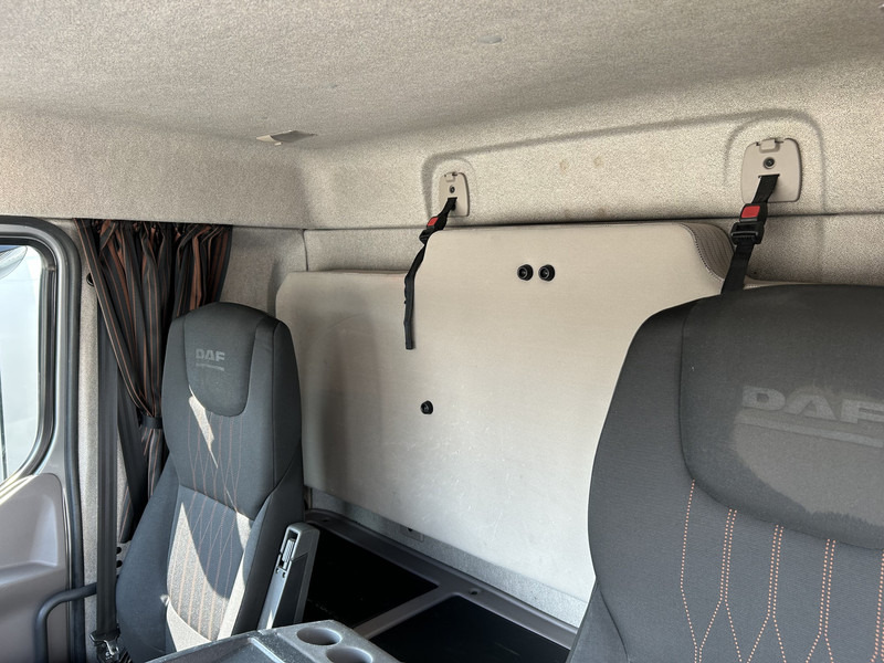 Camion grue DAF LF 320 FA / Effer 175.2/c3s Crane / 363 dkm / Plateau / APK TUV 08-25: photos 11