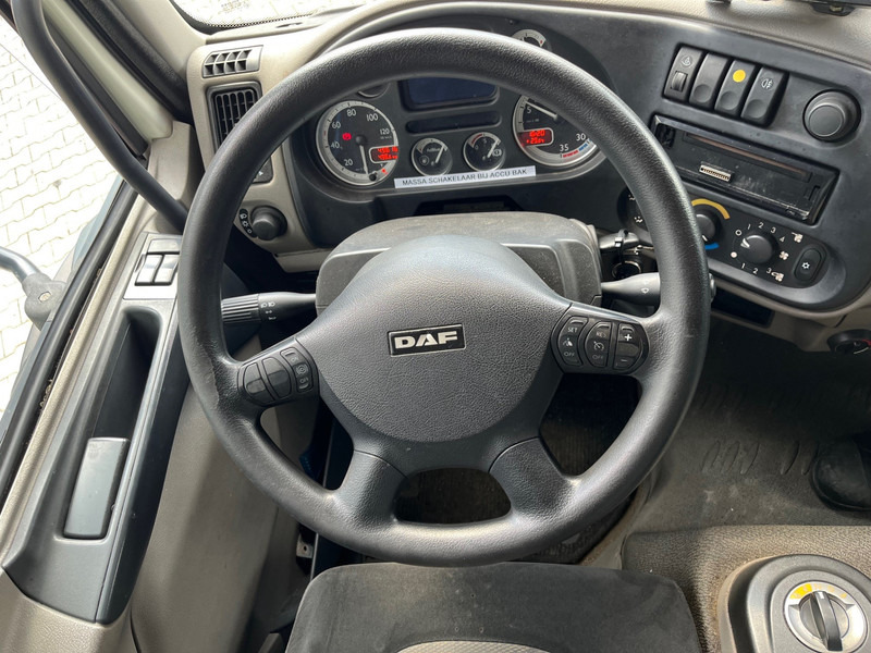 DAF LF 45.160 / 49 DKM! / 12 ton / Loadlift / NL Truck / APK-TUV 01-26 - Camion fourgon: photos 4 DAF LF 45.160 / 49 DKM! / 12 ton / Loadlift / NL Truck / APK-TUV 01-26 - Camion fourgon: photos 4