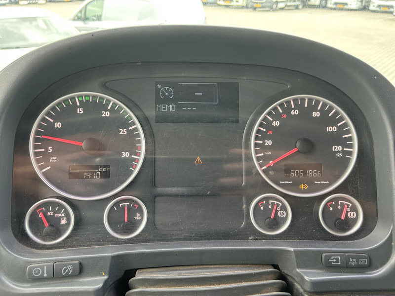 MAN TGL 12.180 E4 / Manual / 12 Ton / 605 dkm / Box / Loadlift / APK TUV 04-26 - Camion fourgon: photos 4 MAN TGL 12.180 E4 / Manual / 12 Ton / 605 dkm / Box / Loadlift / APK TUV 04-26 - Camion fourgon: photos 4