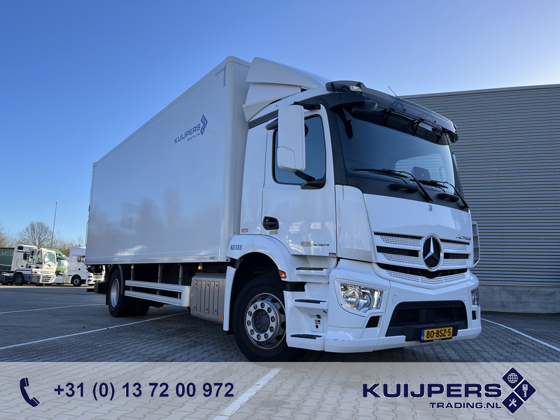 Mercedes-Benz Actros 2124 / Box 7.5 mtr / Laadklep 2000 kg / APK TUV 05-25 - Camion fourgon: photos 1 Mercedes-Benz Actros 2124 / Box 7.5 mtr / Laadklep 2000 kg / APK TUV 05-25 - Camion fourgon: photos 1