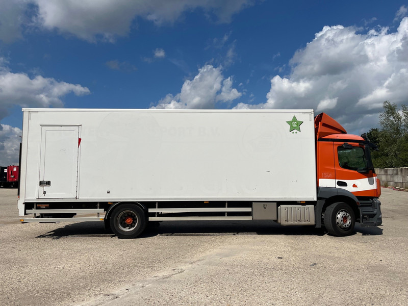 Mercedes-Benz Antos 1824 / 577 DKM! / Box 8,3M / Loadlift / NL Truck / - Camion fourgon: photos 2 Mercedes-Benz Antos 1824 / 577 DKM! / Box 8,3M / Loadlift / NL Truck / - Camion fourgon: photos 2