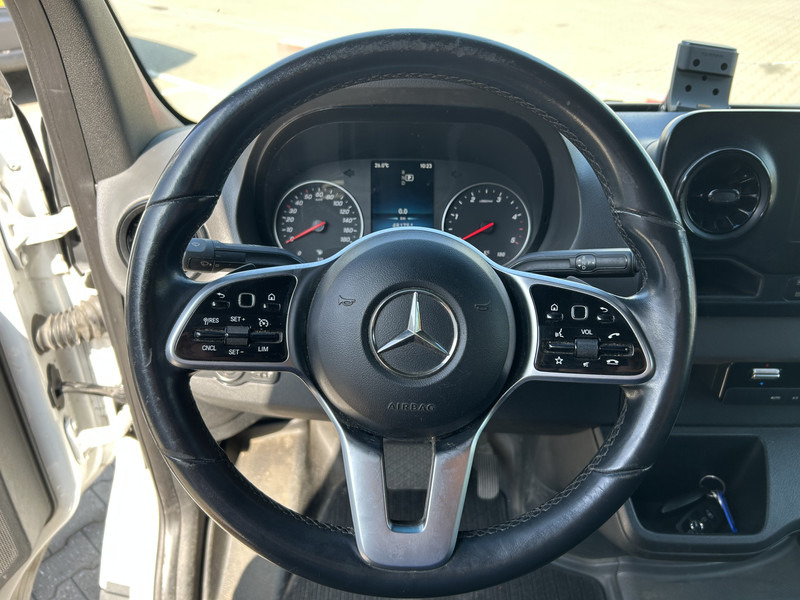 Mercedes-Benz Sprinter 314 2.2 CDI / L4 H2 / Loadlift 650 kg / Navi / APK TUV 01-26 - Fourgon utilitaire: photos 3 Mercedes-Benz Sprinter 314 2.2 CDI / L4 H2 / Loadlift 650 kg / Navi / APK TUV 01-26 - Fourgon utilitaire: photos 3