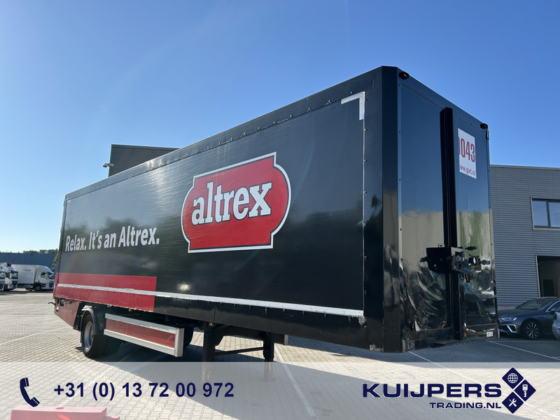 Renders ROC 12.10 / City / Curtainside / Loadlift 2000 kg / NL Trailer - Semi-remorque rideaux coulissants: photos 1 Renders ROC 12.10 / City / Curtainside / Loadlift 2000 kg / NL Trailer - Semi-remorque rideaux coulissants: photos 1