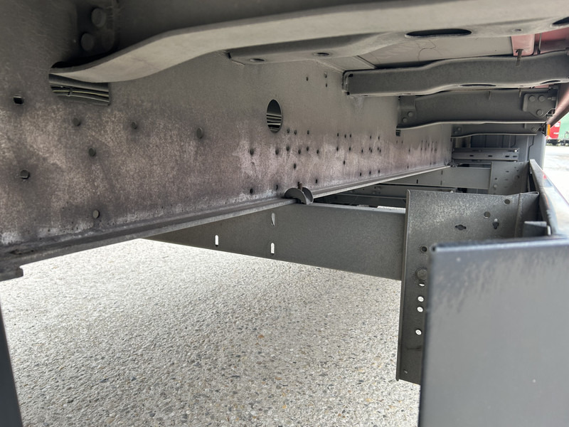 Schmitz Cargobull SCB S3B / Box Trailer / 2x Liftas / APK TUV 10-26 - Semi-remorque fourgon: photos 5 Schmitz Cargobull SCB S3B / Box Trailer / 2x Liftas / APK TUV 10-26 - Semi-remorque fourgon: photos 5