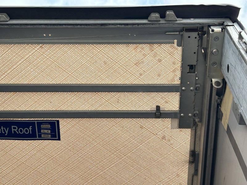 Schmitz Cargobull SCB S3T / Schuifzeil / Kooi Aap / Lift + Stuuras / APK 05-26 - Semi-remorque rideaux coulissants: photos 4 Schmitz Cargobull SCB S3T / Schuifzeil / Kooi Aap / Lift + Stuuras / APK 05-26 - Semi-remorque rideaux coulissants: photos 4