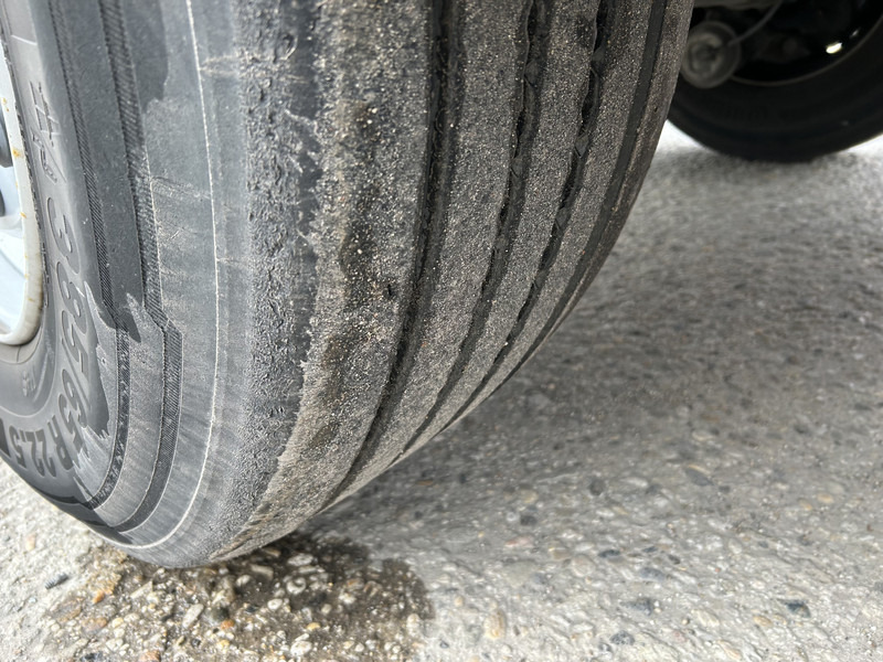 Semi-remorque rideaux coulissants Schmitz Cargobull SCB S3T / Schuifzeil / Kooi Aap / Lift + Stuuras / APK 05-26: photos 12 Semi-remorque rideaux coulissants Schmitz Cargobull SCB S3T / Schuifzeil / Kooi Aap / Lift + Stuuras / APK 05-26: photos 12