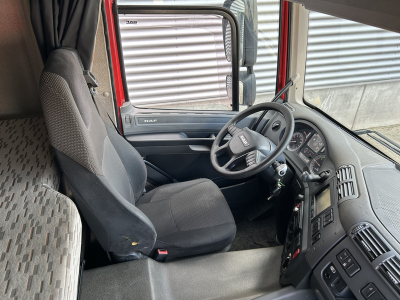 DAF CF 400 FT Space Cab / 957 dkm / NL Truck / APK TUV 02-26 - Tracteur routier: photos 3 DAF CF 400 FT Space Cab / 957 dkm / NL Truck / APK TUV 02-26 - Tracteur routier: photos 3