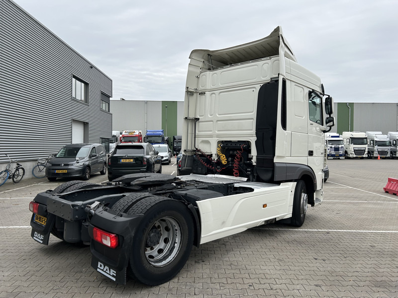 DAF XF 450 FT Space Cab / 691 dkm / MX Brake / APK TUV 03-26 - Tracteur routier: photos 2 DAF XF 450 FT Space Cab / 691 dkm / MX Brake / APK TUV 03-26 - Tracteur routier: photos 2