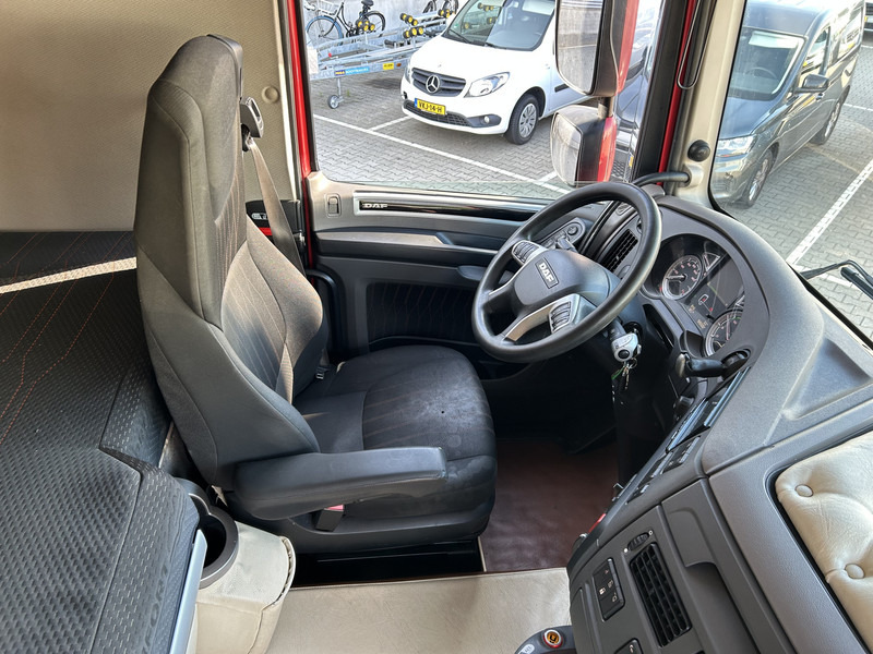DAF XF 450 FT Space Cab / 926 dkm / Tacho V2 / Stand Klima / APK TUV 11-25 - Tracteur routier: photos 3 DAF XF 450 FT Space Cab / 926 dkm / Tacho V2 / Stand Klima / APK TUV 11-25 - Tracteur routier: photos 3