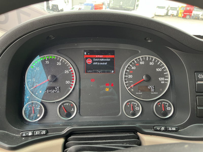 MAN TGX 18.460 XXL / Motor Defect -> Not Running / Retarder / 645 dkm / 2 Tanks - Tracteur routier: photos 4 MAN TGX 18.460 XXL / Motor Defect -> Not Running / Retarder / 645 dkm / 2 Tanks - Tracteur routier: photos 4