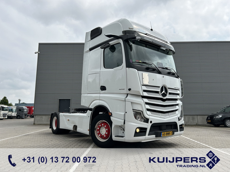 Mercedes-Benz Actros 1845 Gigaspace / 549 dkm / 2 Tanks / Stand Airco / New Tacho V2 - Tracteur routier: photos 1 Mercedes-Benz Actros 1845 Gigaspace / 549 dkm / 2 Tanks / Stand Airco / New Tacho V2 - Tracteur routier: photos 1