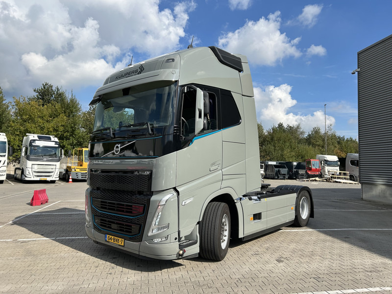 Tracteur routier Volvo FH 500 Globetrotter XL / VEB+ / 2 Tanks / New Tacho V2 / APK TUV 07-26: photos 18