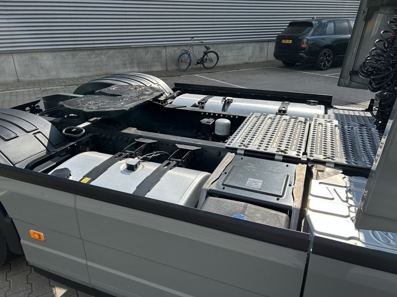 Tracteur routier Volvo FH 500 Globetrotter XL / VEB+ / 2 Tanks / New Tacho V2 / APK TUV 07-26: photos 15