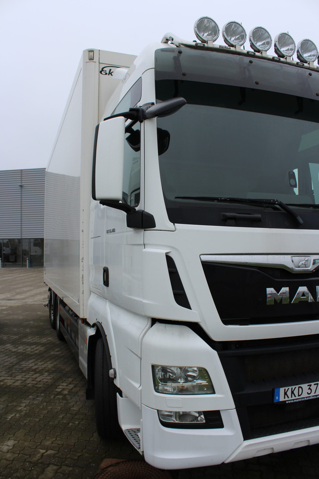 MAN TGX 26.480 6×2-4 Skåp/Fjärr - Camion fourgon: photos 2 MAN TGX 26.480 6×2-4 Skåp/Fjärr - Camion fourgon: photos 2