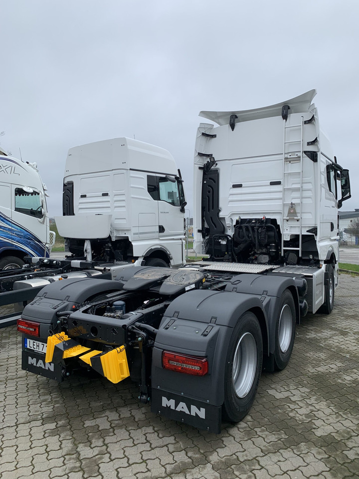 MAN TGX 28.520 6×2-2 Dragbil - Tracteur routier: photos 3 MAN TGX 28.520 6×2-2 Dragbil - Tracteur routier: photos 3