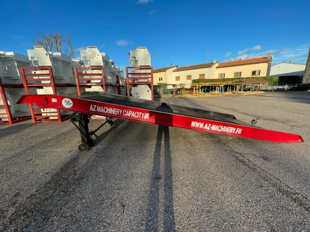 Rampe de chargement AZ RAMP-PRIME XS-6 .  Industrial Used Mobil Loading Ramp
