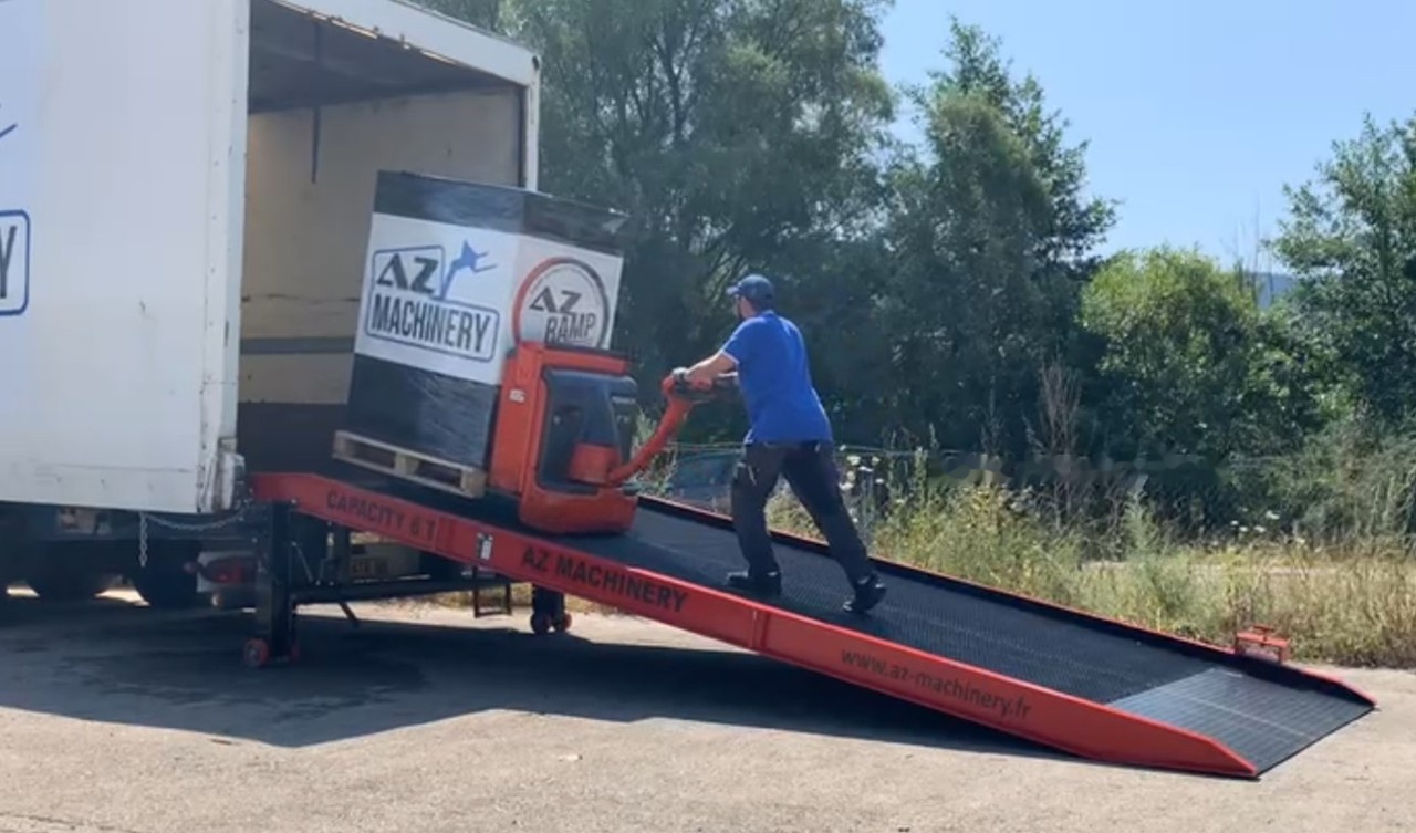 Rampe de chargement neuf AZ RAMP PRIME XS-6 mobile loading ramp: photos 12 Rampe de chargement neuf AZ RAMP PRIME XS-6 mobile loading ramp: photos 12