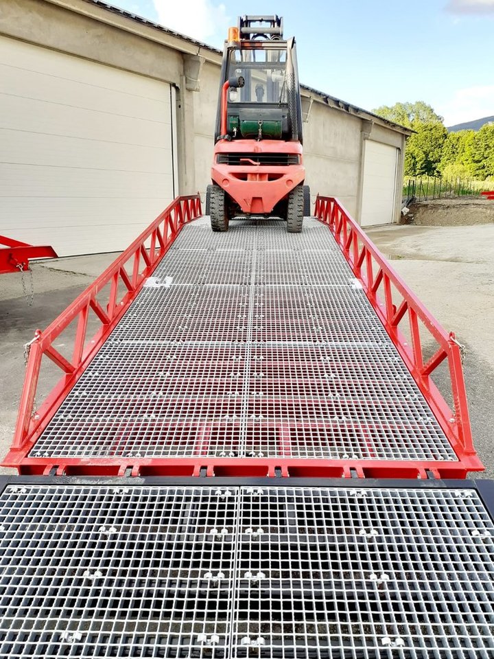 AZ RAMP STAR- 8T mobile loading ramp - Rampe de chargement: photos 5 AZ RAMP STAR- 8T mobile loading ramp - Rampe de chargement: photos 5