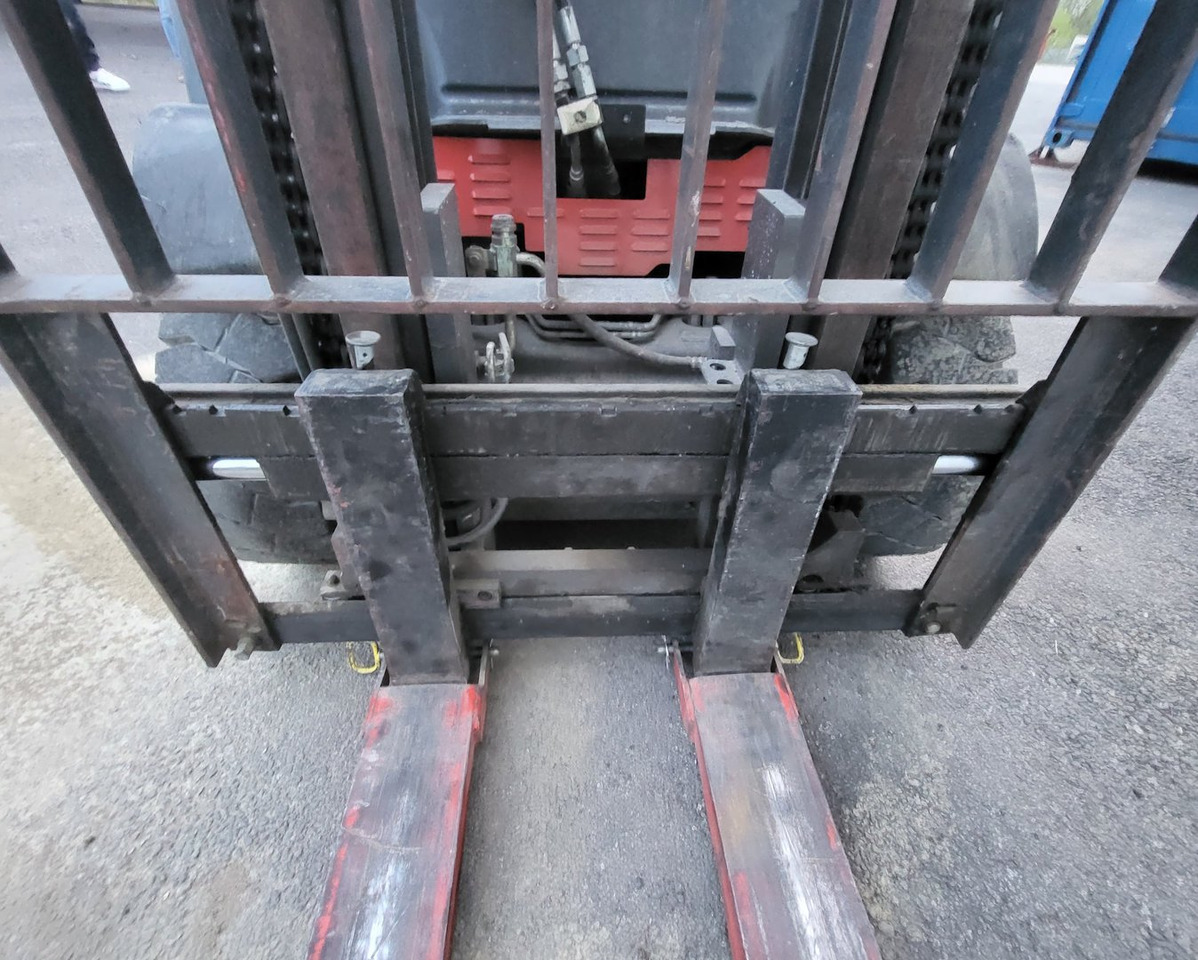 Used Forklift FENWICK LINDE H25D - Chariot élévateur: photos 5 Used Forklift FENWICK LINDE H25D - Chariot élévateur: photos 5