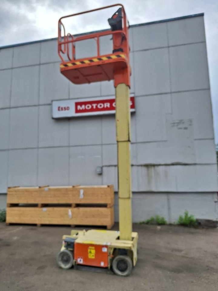 JLG 1230 ES - Nacelle ciseaux: photos 1 JLG 1230 ES - Nacelle ciseaux: photos 1