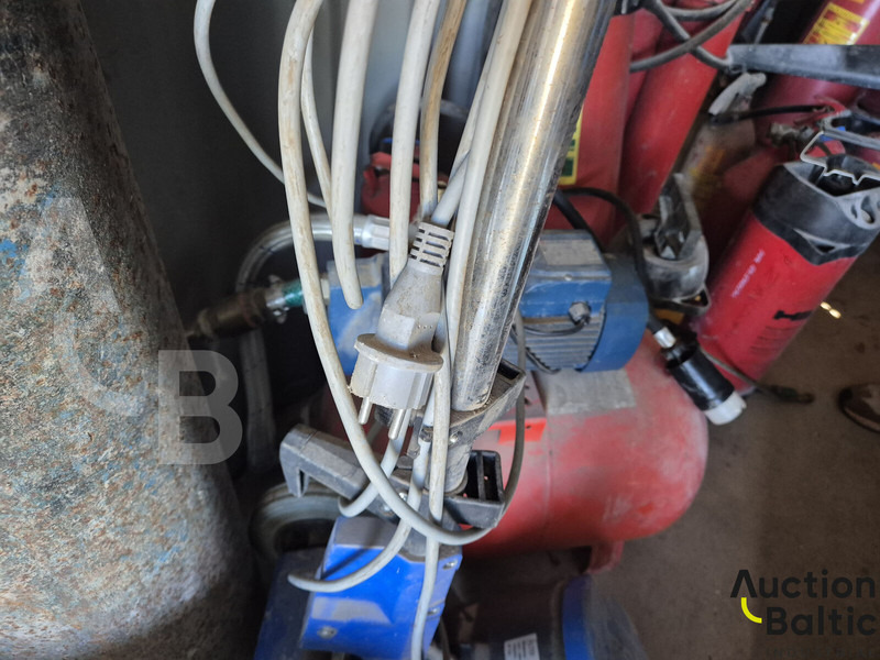 Alto Spin 43 - Camion citerne, Camion électrique: photos 3 Alto Spin 43 - Camion citerne, Camion électrique: photos 3