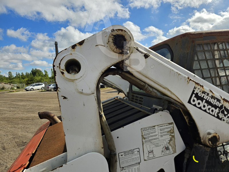 Mini chargeuse Bobcat 873: photos 15 Mini chargeuse Bobcat 873: photos 15