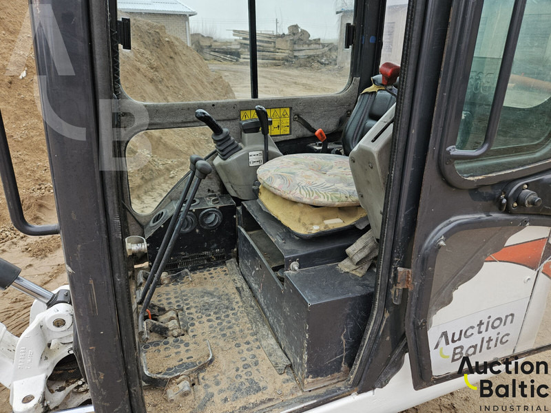 Mini pelle Bobcat E 14: photos 9