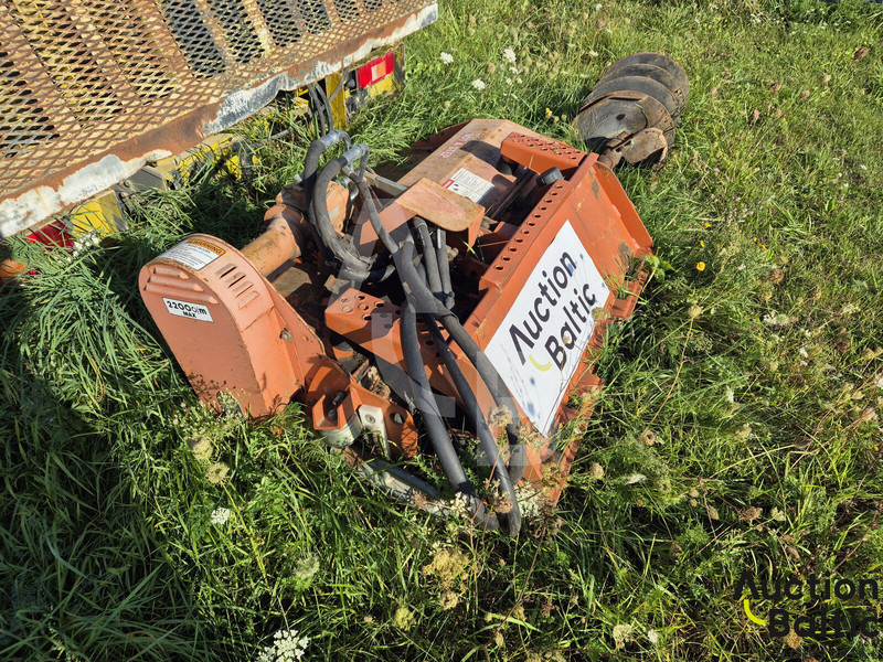 Bobcat FC 155 - Broyeur de végétaux: photos 2 Bobcat FC 155 - Broyeur de végétaux: photos 2