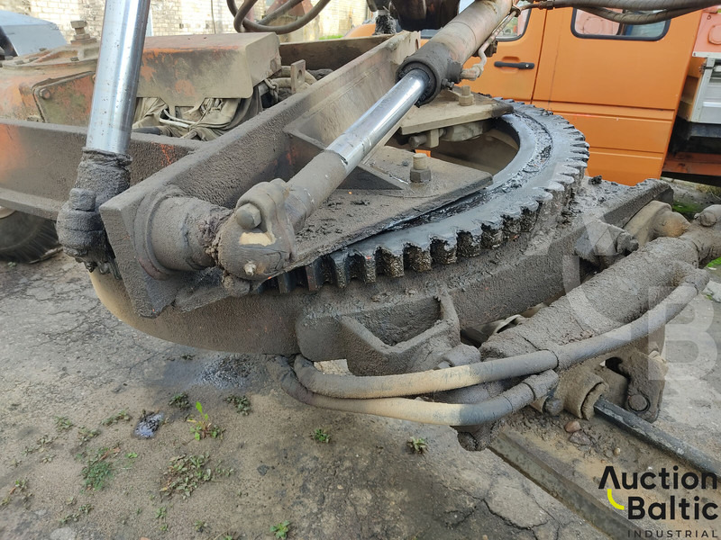 Niveleuse Brianskij Arsenal GS-14.02: photos 16 Niveleuse Brianskij Arsenal GS-14.02: photos 16