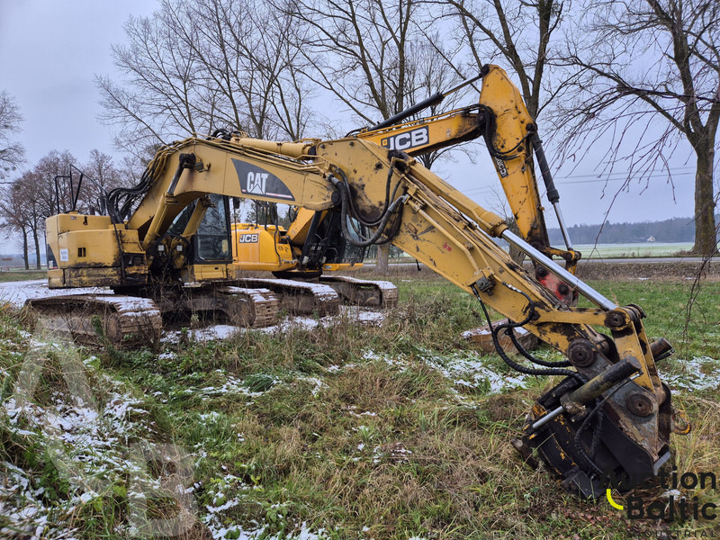 Caterpillar 321 C LCR - Pelle sur chenille: photos 2 Caterpillar 321 C LCR - Pelle sur chenille: photos 2