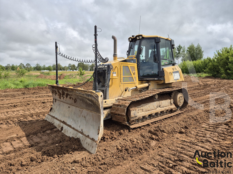 Caterpillar D 6 K - Bulldozer: photos 1 Caterpillar D 6 K - Bulldozer: photos 1