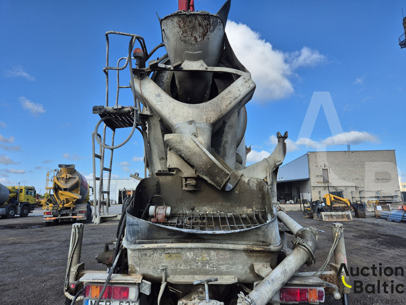 Pompe à béton stationnaire DAF CF85: photos 8