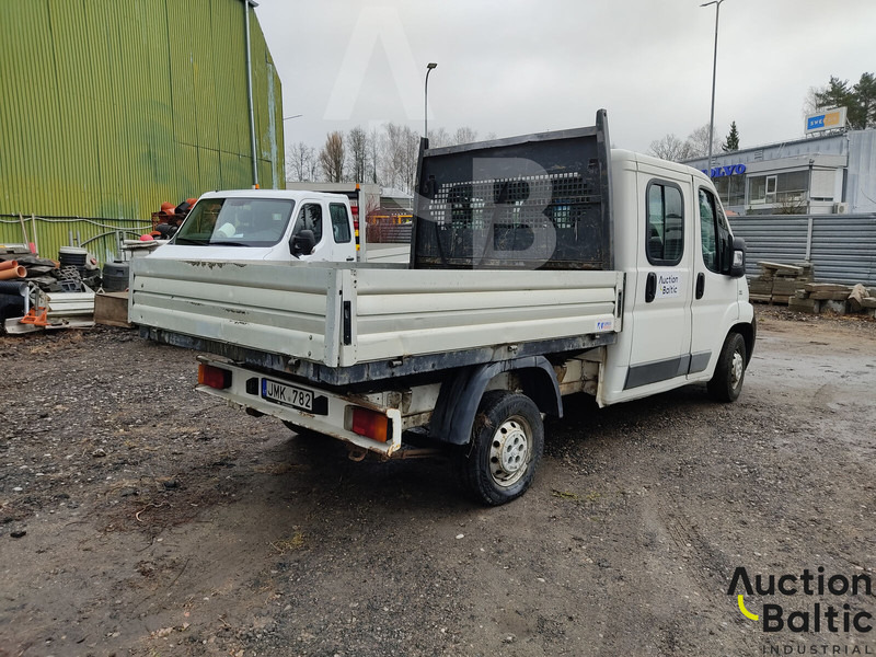 Fiat Ducato - Utilitaire plateau: photos 4 Fiat Ducato - Utilitaire plateau: photos 4