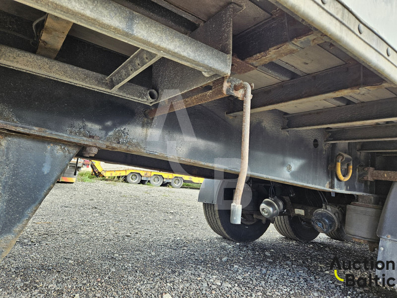 Semi-remorque rideaux coulissants Fruehauf T39: photos 10 Semi-remorque rideaux coulissants Fruehauf T39: photos 10