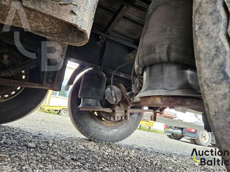 Semi-remorque rideaux coulissants Fruehauf T39: photos 7 Semi-remorque rideaux coulissants Fruehauf T39: photos 7