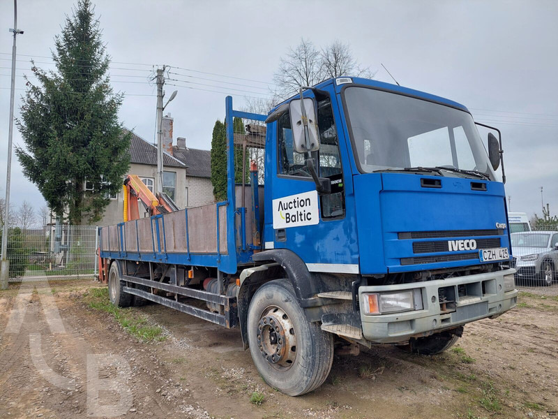 Iveco 180E18 - Camion plateau, Camion grue: photos 1 Iveco 180E18 - Camion plateau, Camion grue: photos 1