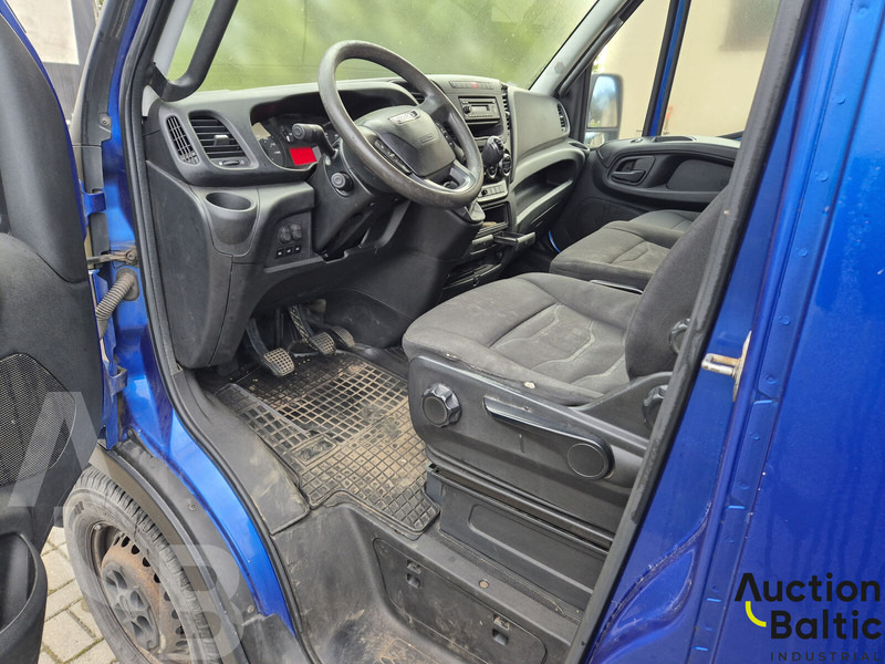 Iveco 35S17 - Fourgon utilitaire: photos 5 Iveco 35S17 - Fourgon utilitaire: photos 5