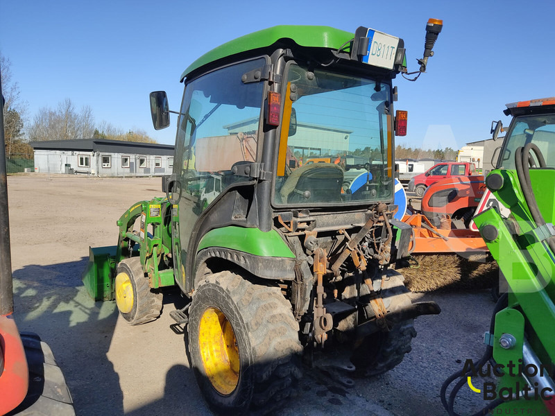 John Deere 2026R - Tracteur agricole: photos 5 John Deere 2026R - Tracteur agricole: photos 5