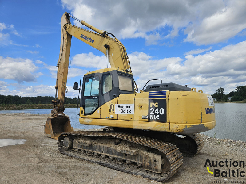 Komatsu PC240NLC-7K - Pelle sur chenille: photos 3 Komatsu PC240NLC-7K - Pelle sur chenille: photos 3
